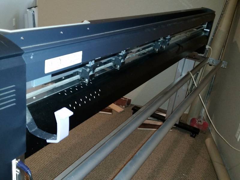 Vinyl Express Model Q160 64" Vinyl Sign Cutter + 2 Years Warranty