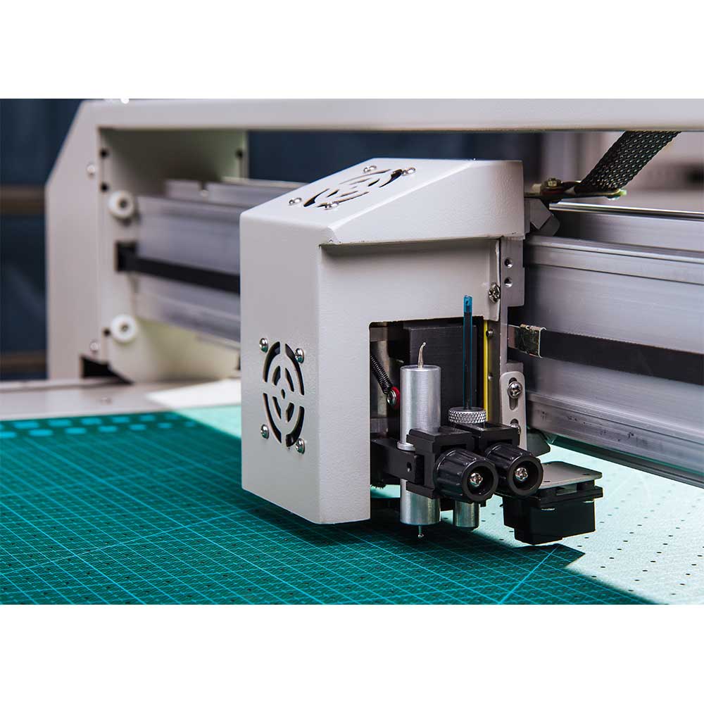 110V 17.7in x 24in Digital Flatbed Cutter and Plotter