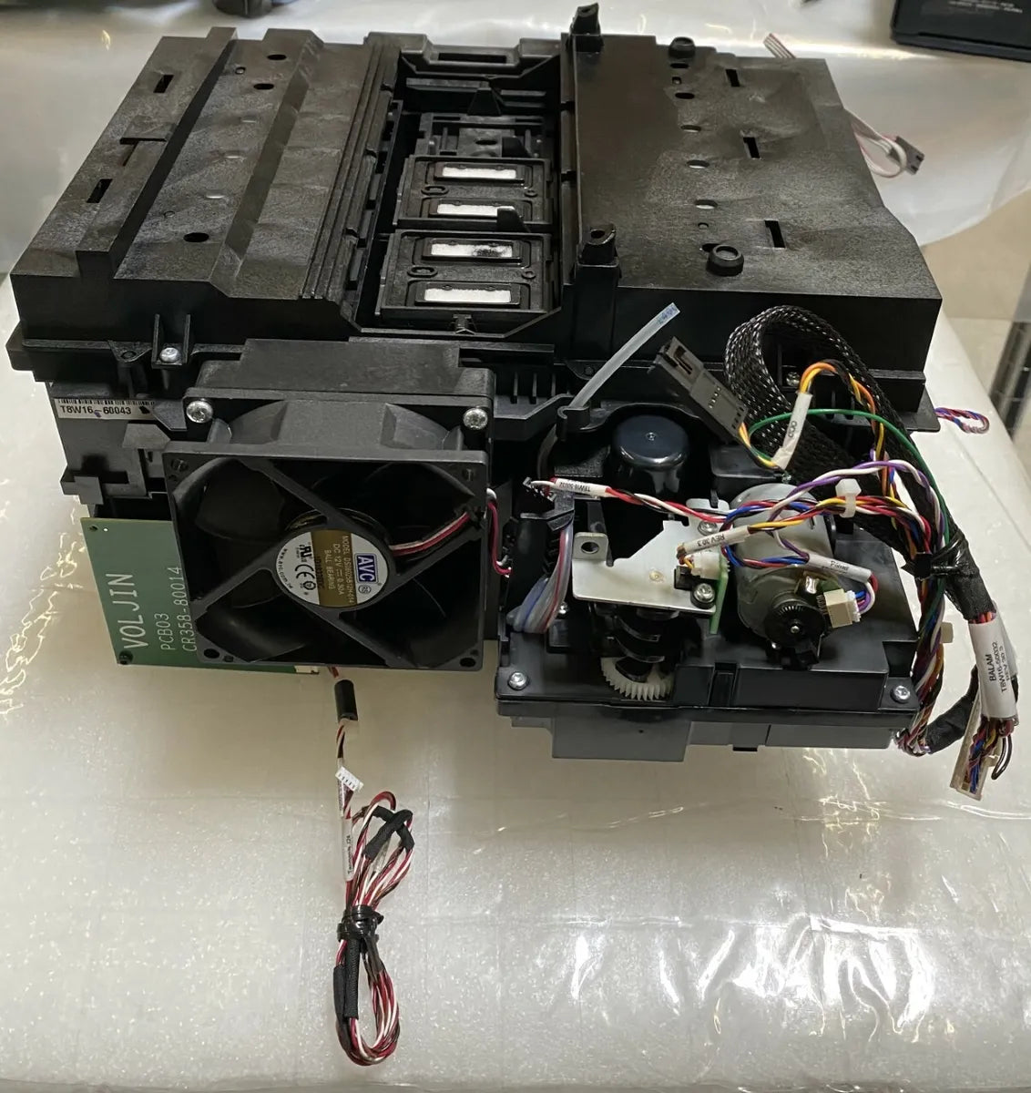 Service Station Graphic 6ink Service Kit for the HP Designjet Z6 Series (T8W15-67026)